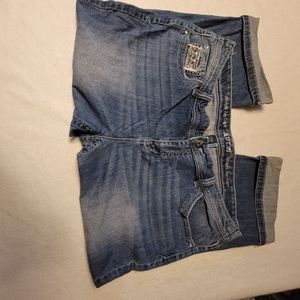 #1318 Apt 9 cuffed capris